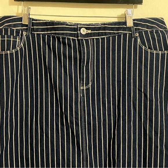 C Denim Est 1946 Blue Plaid Back Slit Skirt Size 20W - Picture 2 of 10
